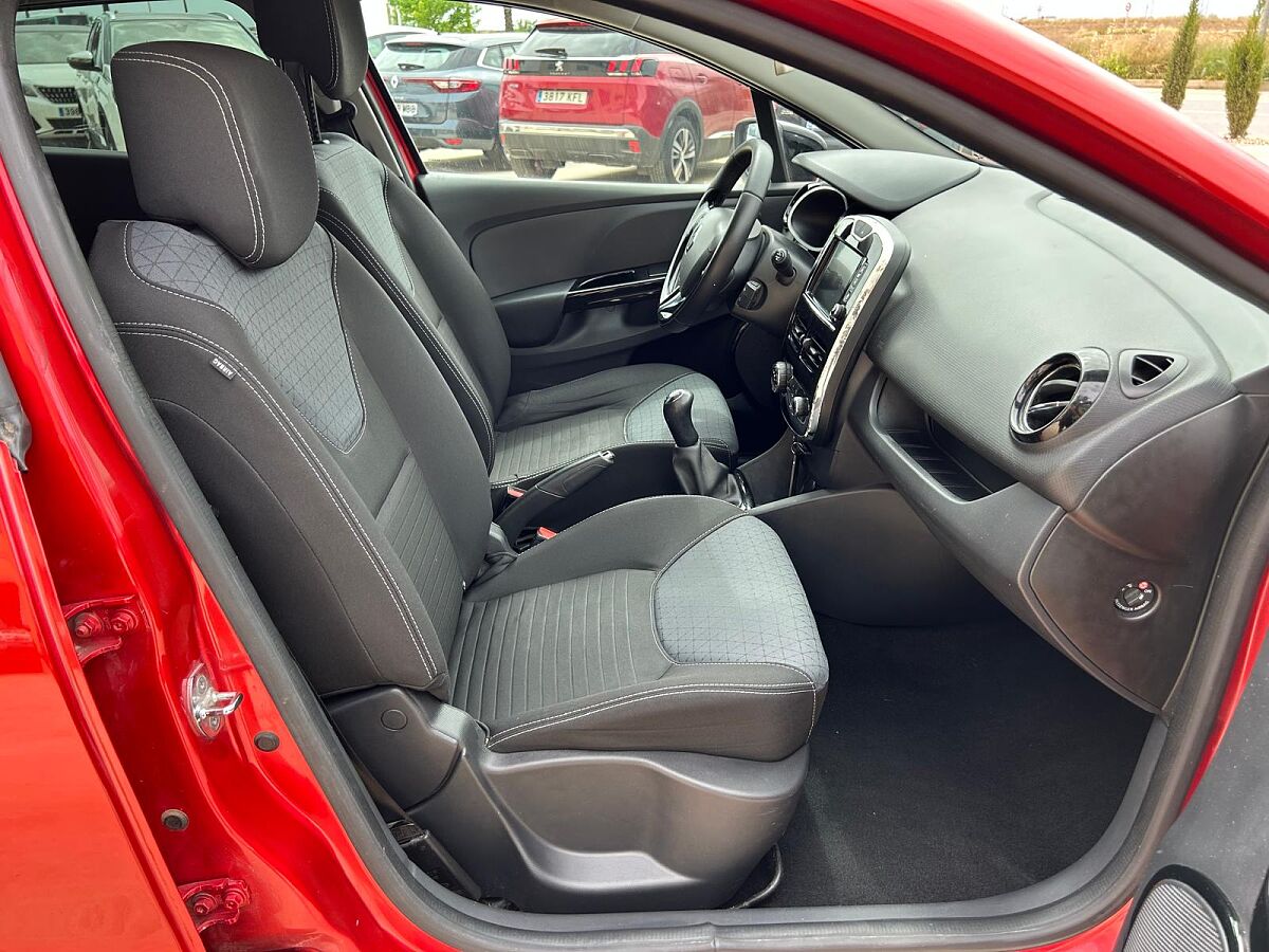 RENAULT CLIO DYNAMIQUE ESTATE 1.5 DCI SPANISH LHD IN SPAIN 70000 MILES 2014